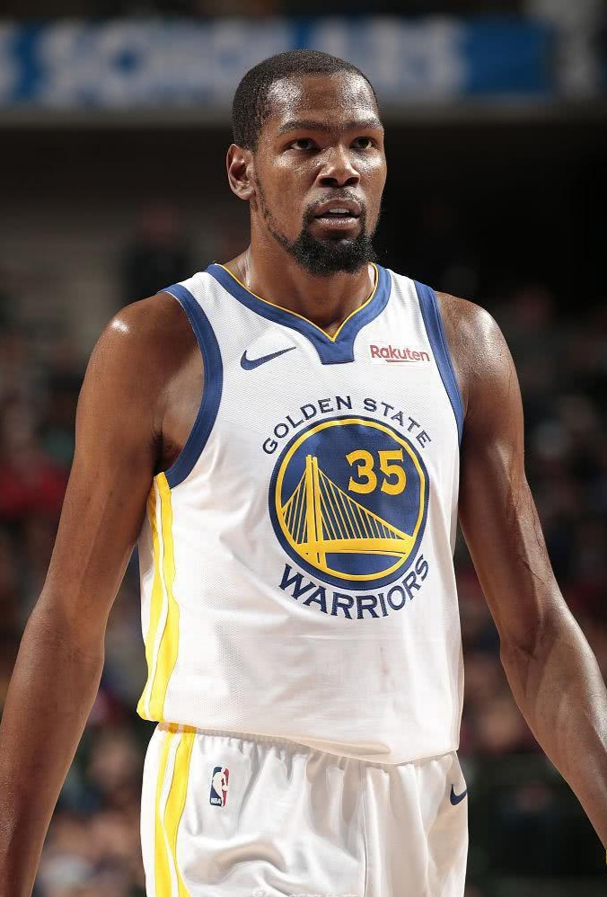 科莫虽然是 科莫虽然是